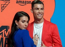 Georgina Rodriguez đón tuổi 28: 'Cuộc sống của tôi với Ronaldo cũng như mọi gia đình khác'