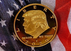 Gia đình Trump cảnh báo đồng TrumpCoin