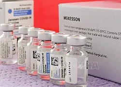 Johnson & Johnson dự báo doanh thu bán vaccine ngừa COVID-19 sẽ tăng mạnh