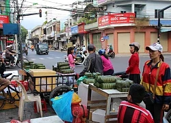 Nhộn nhịp "phố bánh tét, bánh chưng" ở Nha Trang