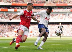 Đánh bại Tottenham, Arsenal giữ chắc ngôi đầu bảng