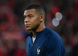 Mbappe tự làm khó tuyển Pháp