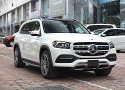 Mercedes GLS chênh giá gần 700 triệu đồng tại đại lý cho các xe giao ngay