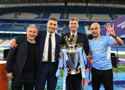 Pep Guardiola: Man City sẽ không khốn khổ như MU khi tôi rời Etihad