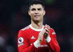 Ronaldo nhận tin vui ở trận derby Manchester