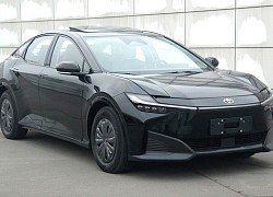 Xe điện Toyota bZ3 có giá khởi điểm từ 28.000 USD