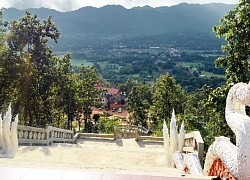 Chùa Phra That Mae Yen nơi tốt nhất để ngắm toàn cảnh làng Pai