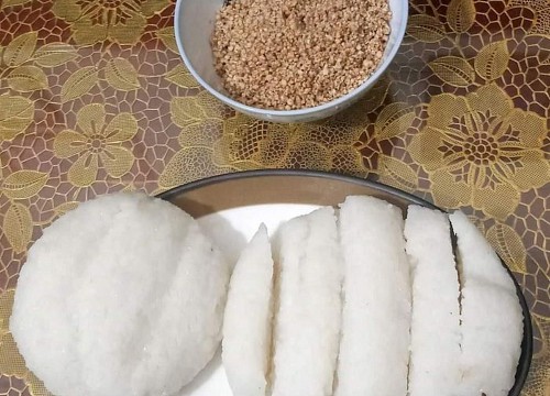 Cơm nắm - Muối vừng