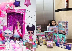 Con gái Vân Trang ôm tràn ngập quà, hạnh phúc vì mẹ kì công chuẩn bị