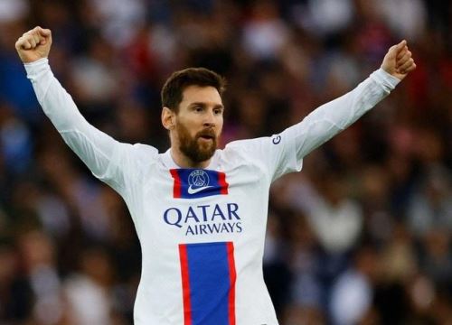 Messi tạo 2 kỷ lục cá nhân