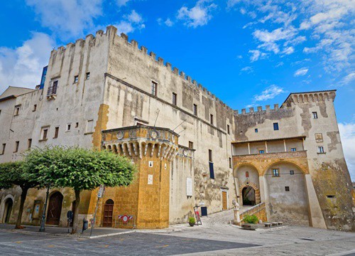 Pitigliano: Thị trấn "lơ lửng" đầy bí ẩn tại miền Nam Tuscany, nước Ý