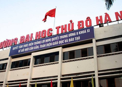 Quấy rối thân thể nữ sinh: Trường cho rằng đó là hành vi 'làm những việc pháp luật không cấm'