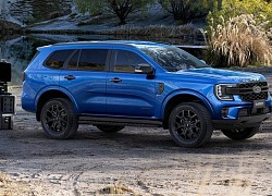 Ford Everest 2023 có thêm phiên bản Sport RWD