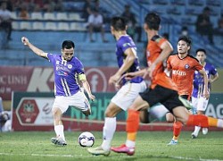 Hà Nội FC thắng tưng bừng để trở lại ngôi đầu