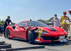 Lấy mẫu vân tay trên vô lăng siêu xe Ferrari 488 để xác định tài xế