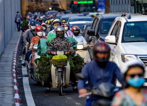 Cần tổ chức, điều tiết lại giao thông tại khu vực hầm chui Lê Văn Lương