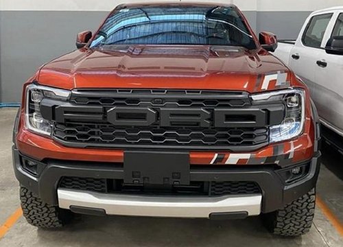 Ford Ranger Raptor 2023 "bằng xương, bằng thịt" lăn bánh tại Việt Nam