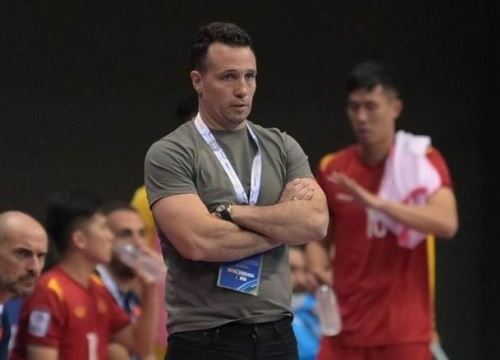 'Iran hay nhưng tôi từng đưa đội không phải ứng viên vô địch World Cup'