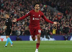 Kết quả bóng đá Champions League: Liverpool 2-0 Rangers, Ajax 1-6 Napoli