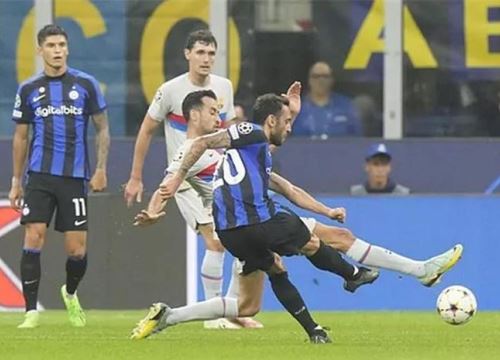 Kết quả Inter Milan 1-0 Barcelona: Blaugrana lâm nguy