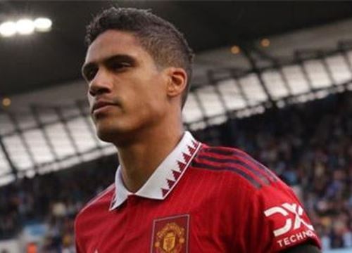 Man United đón tin vui từ Varane