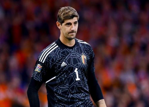 Thibaut Courtois nghỉ thi đấu vô thời hạn vì thần kinh tọa