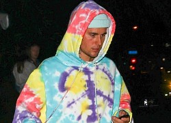 Bà xã đi dự tiệc, Justin Bieber một mình đi ăn tối ở Los Angeles