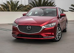 Mazda 6 giảm giá gần 100 triệu đồng khi bị Camry bỏ xa về doanh số