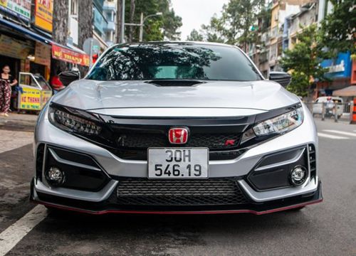 Ông Đặng Lê Nguyên Vũ sở hữu Honda Civic Type R độc nhất Việt Nam