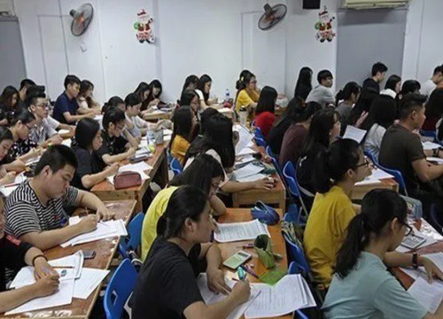 Tôi thấy dạy thêm, học thêm không giảm mà giá tiền thì ngày càng tăng