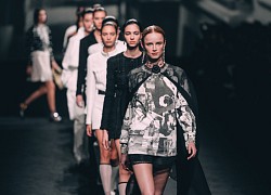 Bst Chanel Ready-To-Wear Xuân Hè 2023: Vẻ Đẹp Thuần Khiết Của Người Phụ Nữ Chanel