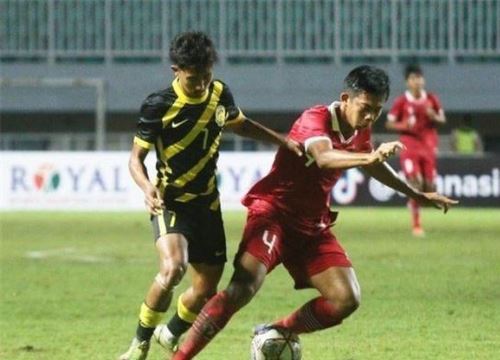 CĐV Đông Nam Á hả hê khi U17 Indonesia bị U17 Malaysia đánh bại