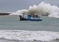 Đêm 12/10, Biển Đông xuất hiện vùng áp thấp có khả năng mạnh lên