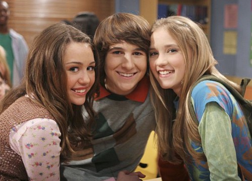 Đôi bạn thân của Hannah Montana sau hơn 15 năm: Đều có cuộc sống viên mãn hơn sự nghiệp