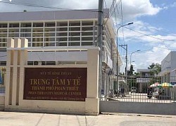 Giám đốc Trung tâm Y tế TP. Phan Thiết chỉ đạo chẩn đoán bệnh nhẹ thành nặng