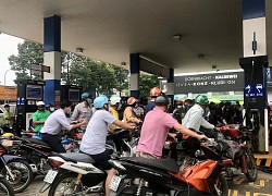 Tăng lên 137 cửa hàng hết xăng dầu, TP.HCM chỉ đạo khẩn