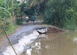 Tiền Giang: Bờ sông Ba Rày tiếp tục sạt lở nghiêm trọng