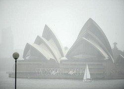 Australia phát đi hàng loạt cảnh báo sơ tán do lũ lụt nghiêm trọng