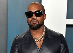 Kanye West đang làm gì mà "gây thù chuốc oán" với cả Hollywood?