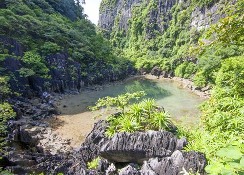 Khám phá tiên cảnh trong lòng di sản