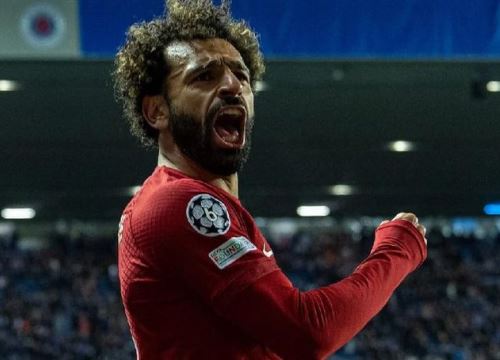 Salah bùng nổ với hat-trick nhanh nhất lịch sử Champions League