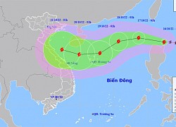 Bão Nesat giật cấp 11 đang tiến vào Biển Đông, diễn biễn rất phức tạp