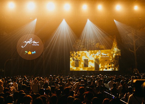 Điều thú vị về căn nhà thật xoay 360 độ trong Yên Concert của Hoàng Dũng