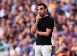 Xavi kém chưa từng có, Chủ tịch Barca xông vào phòng trọng tài