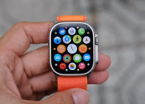 Cận cảnh Apple Watch Ultra vừa mở bán tại Việt Nam