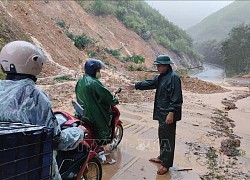 Khắc phục nhanh nhất các tuyến giao thông trọng yếu sau mưa lũ tại Trung Bộ