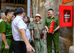 Nhân rộng mô hình `Tổ liên gia an toàn PCCC` tại khu tập thể xuống cấp