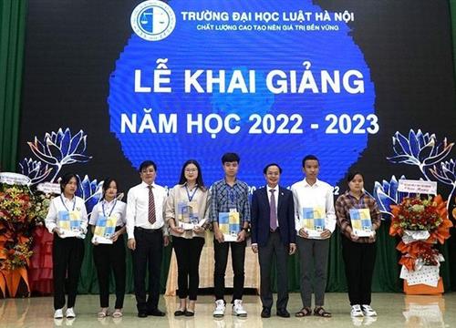 Phân hiệu Trường đại học Luật Hà Nội tại Đắk Lắk khai giảng năm học 2022-2023