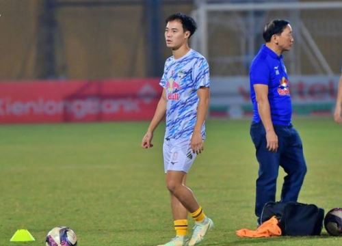 Văn Toàn "đau khổ" khi HAGL 7 trận liền không thắng ở V-League 2022