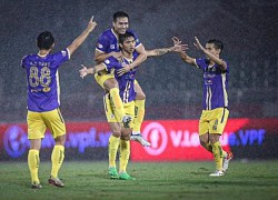 Vùi dập CLB TP.HCM 6-0, Hà Nội FC vững ngôi đầu bảng